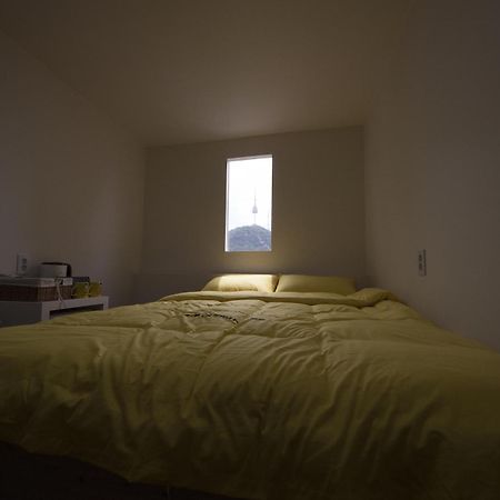 24 Guesthouse Myeongdong Town Сеул Номер фото