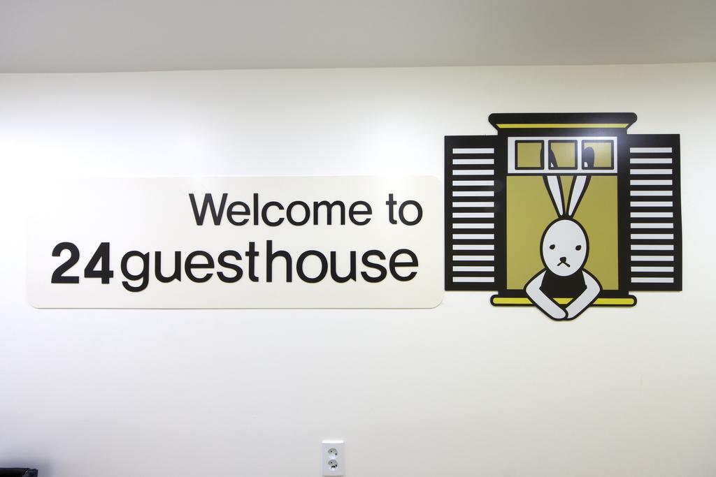 24 Guesthouse Myeongdong Town Сеул Экстерьер фото